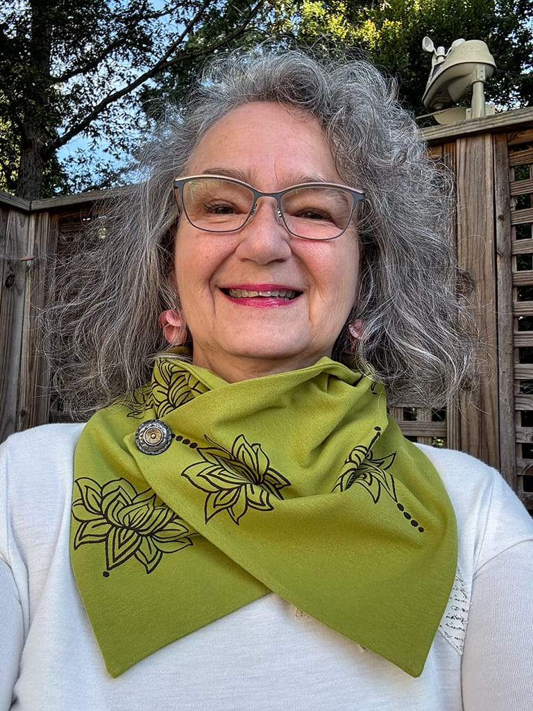 Warm and Cozy Green Fashion Neck Scarf with Lotus Flower